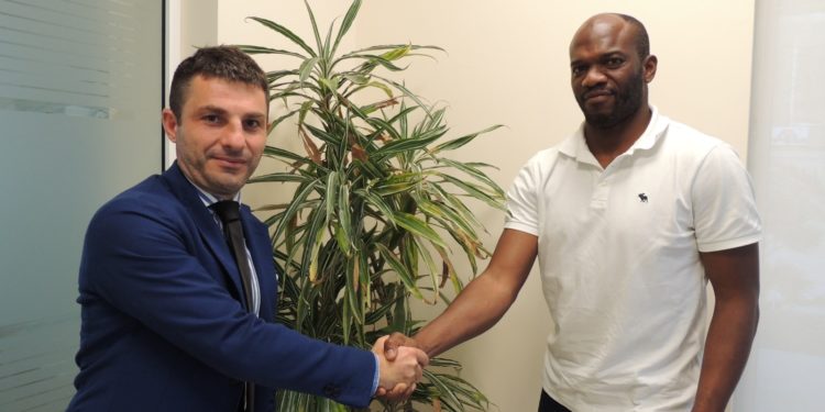 David Suazo è il nuovo allenatore del Carbonia