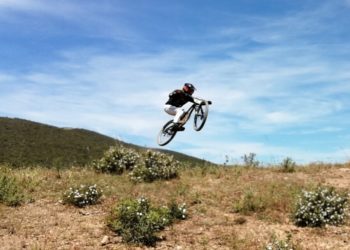 Spettacolo, adrenalina pura e qualche sorpresa. Grande successo, a Guspini, per la prima di downhill