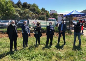 E’ partita ufficialmente questa mattina da Bitti, l’iniziativa di solidarietà “Pianta un albero: è un gesto d’amore”