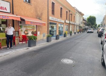 Oristano: conclusi i lavori per il rifacimento dei marciapiedi e l’eliminazione delle barriere architettoniche in via Mazzini