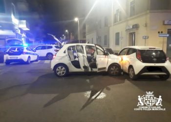 Cagliari: incidente stradale nel quartiere Villanova, ferita una persona