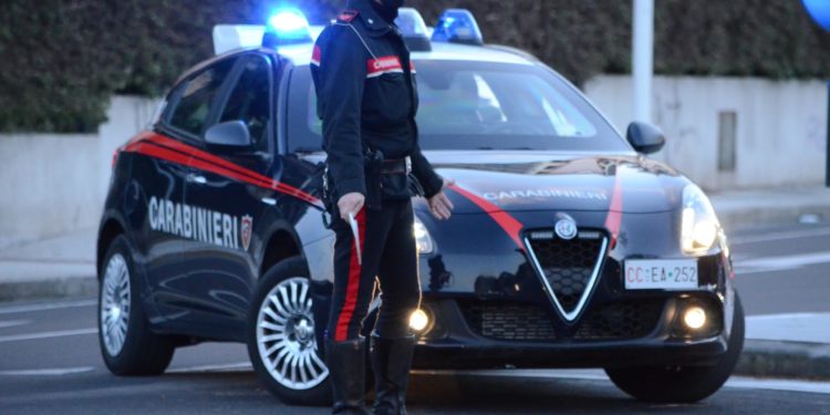 I carabinieri di Serramanna ieri hanno denunciato a piede libero un 39enne per presunta minaccia e lesioni personali ai danni di un allevatore 29enne
