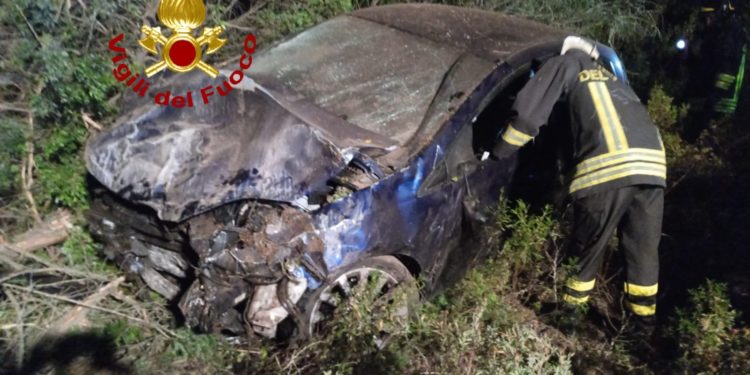 Incidente stradale nei pressi di Abbiadori, morta una persona