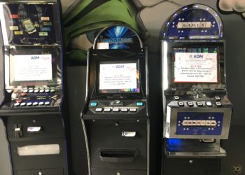 I funzionari ADM di Cagliari ed Oristano hanno sequestrato in un esercizio di Uta 3 apparecchi da intrattenimento non conformi e privi dei titoli autorizzatori