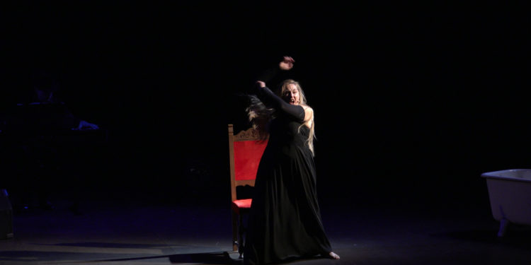 “Clitennestra” al Teatro delle Saline fino a venerdì 18 giugno