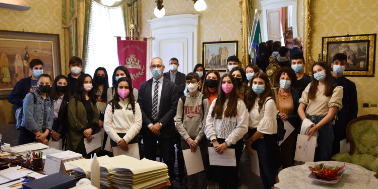 Sassari: “La memoria degli affetti”, uno studio e un video sul cimitero monumentale degli studenti del Tola