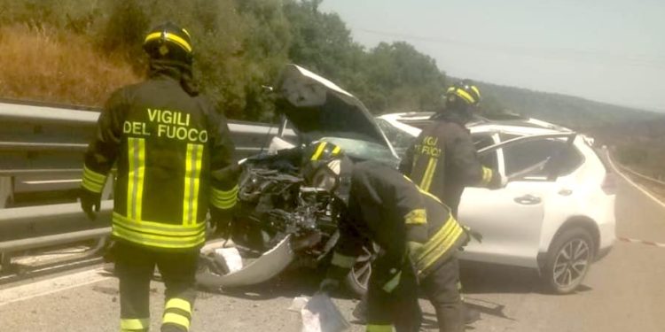 Ghilarza: incidente stradale sulla 131 Dcn in direzione Olbia, morta una persona