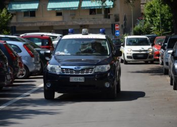 Un 25enne di Quartu è stato arrestato dai carabinieri di Flumini di Quartu per resistenza e minaccia a pubblico ufficiale nonché per il porto di armi o oggetti atti ad offendere