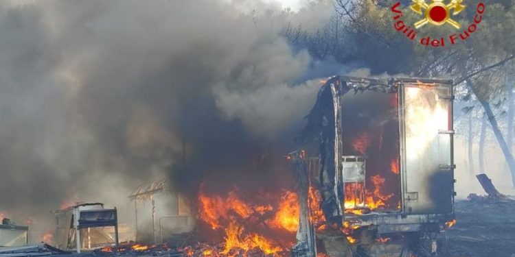 Tore Piana (EPI Sardegna): «Classificare l’incendio doloso alla stregua di tentata strage e danno ambientale»