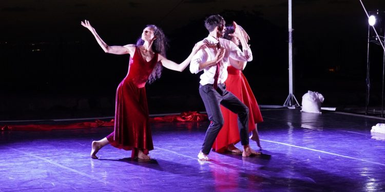 Grande spettacolo di Res Exstensa a Sennori nella visione della danza come “movimento consapevole”