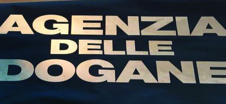 All’aeroporto di Olbia i funzionari ADM di Sassari hanno scoperto circa 60.000 euro non dichiarati