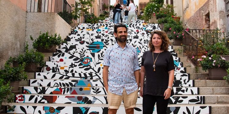 Arzachena: un “Albero della vita” nella scalinata di Santa Lucia