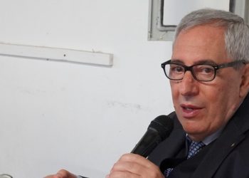 “Mediterranea” esordisce con successo ad Alghero. Attilio Mastino incanta il pubblico coi i miti sulla Sardegna