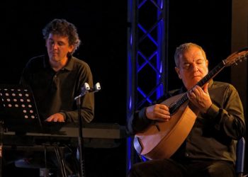 Musica e poesia tra Sardegna e Kurdistan: ritorna in scena “Azadì”, la produzione originale che ha debuttato il 23 giugno a Portoscuso per Mare e Miniere