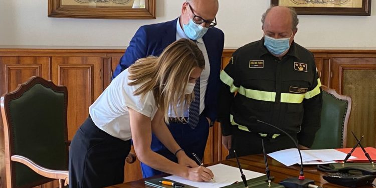 “Mare Sicuro”, convenzione fra i vigili del fuoco ed i comuni di Budoni e San Teodoro