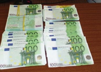 Aeroporto di Olbia: scoperti circa 30.000 euro non dichiarati