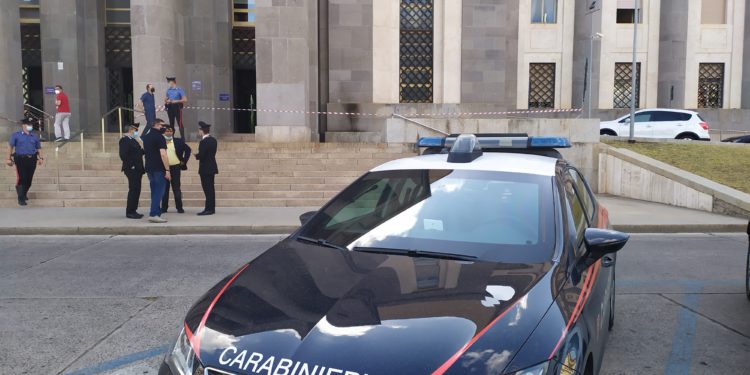 Ieri sera i carabinieri di Uta hanno arrestato per resistenza a pubblico ufficiale un 40enne residente ad Assemini