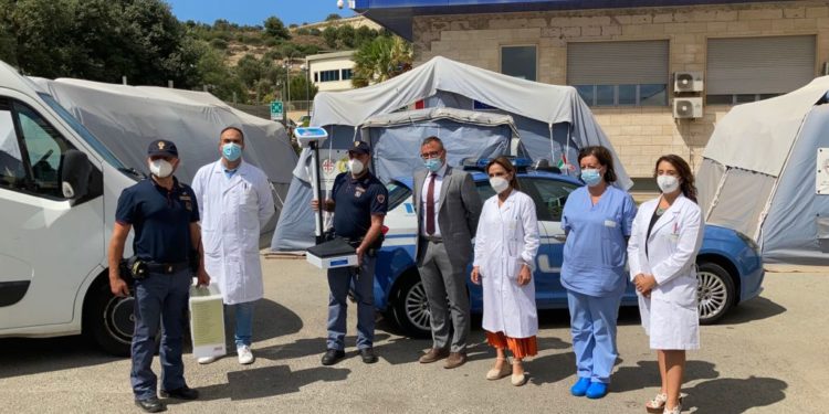 La Polizia di Stato di Cagliari dona materiale sanitario all’Ospedale Pediatrico Microcitemico “Antonio Cao” di Cagliari