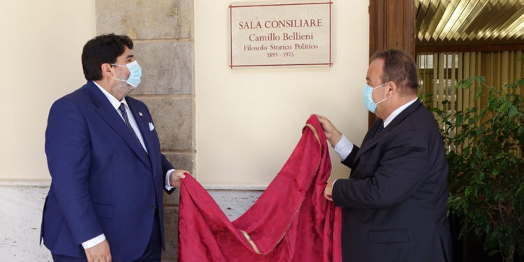 L’Università di Sassari ha intitolato la sala consiliare a Camillo Bellieni