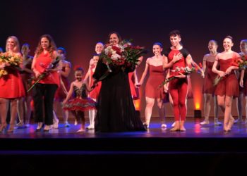 DanSoul, che spettacolo al Teatro Verdi di Sassari. Emozioni e applausi per il “Concerto” di Sharon Podesva