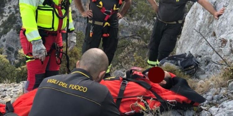 Urzulei: 55enne cade in località Teletotes, lo salvano i vigili del fuoco