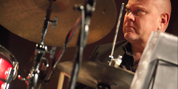 Il batterista Roberto Gatto aprirà, l’11 agosto a Costa Paradiso, il 21° festival “Musica sulle Bocche”