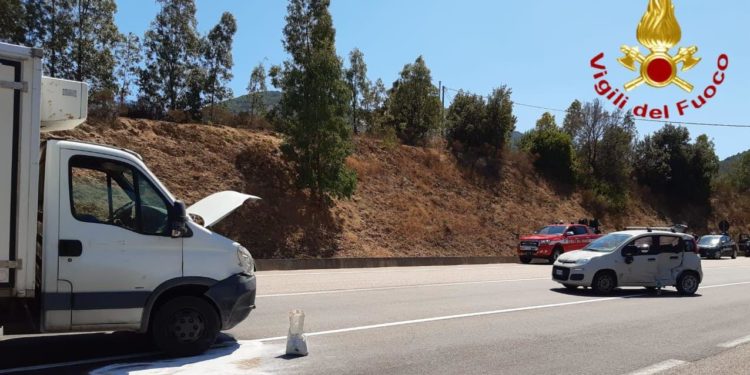 Incidente stradale a Jerzu, sul posto i vigili del fuoco