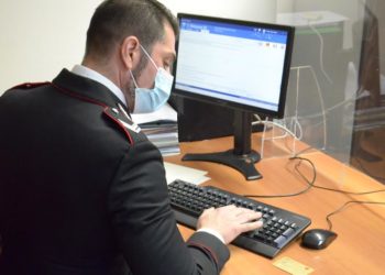 I carabinieri di San Gavino Monreale hanno denunciato a piede libero tre persone per truffa aggravata ai danni di un 46enne operaio del luogo