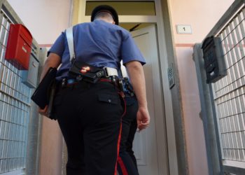 I carabinieri di Selargius hanno deferito in stato di libertà per sostituzione di persona e truffa un mediatore culturale senegalese di 43 anni residente a Cagliari