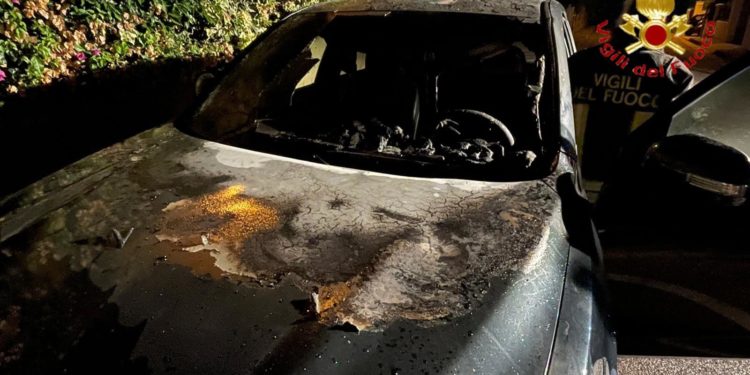 Auto in fiamme a San Gemiliano e Porto Frailis, la condanna del comune di Tortolì