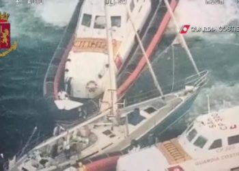 La Polizia di Stato di Cagliari ha arrestato due uomini ai vertici di un’organizzazione transnazionale dedita al favoreggiamento dell’immigrazione