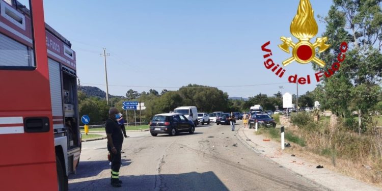 Incidente stradale sulla strada provinciale 59, intervengono i vigili del fuoco