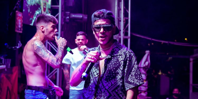 Successo per il live di Gringo e Stifler con HP Gang all’Opera Beach Arena