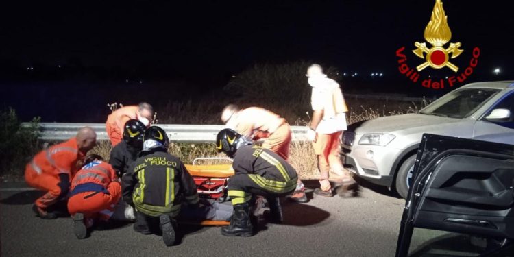 Incidente stradale all’altezza della rotonda per l’aeroporto di Elmas, due auto coinvolte, due feriti