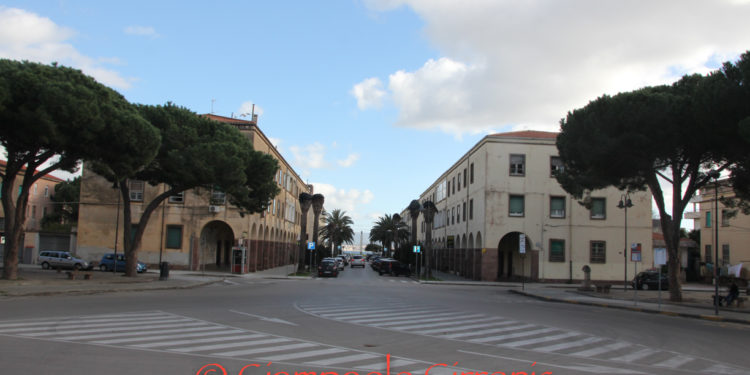 Alghero. Il Comune: «Preparare il terreno per il prossimo appalto per la raccolta dei rifiuti delle utenze commerciali»