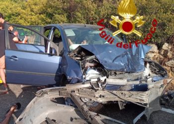 Incidente stradale sulla Palau-Santa Teresa, intervengono i vigili del fuoco