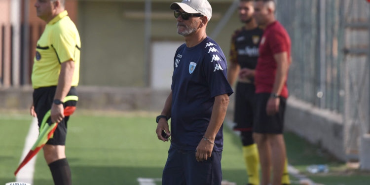 Dopo tre settimane di allenamenti è tempo di bilanci per mister Pierluigi Scotto, allenatore del Sassari Calcio Latte Dolce