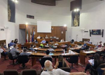 Con 15 voti a favore, 4 contrari e 1 astenuto, il Consiglio comunale di Oristano ha approvato il bilancio di previsione 2021-2023 e il DUP 2021-2023