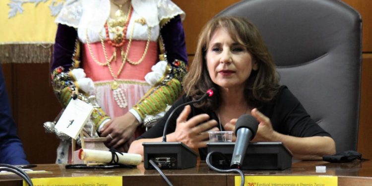 Ittiri: a Elena Ledda il premio Zenìas del 36° Festival Internazionale di folklore