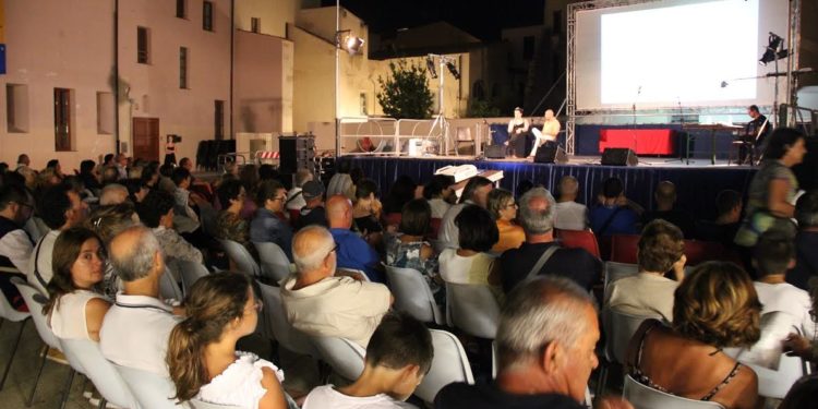 Alghero: Adei e Aes insieme per “Tutti i libri del mondo”