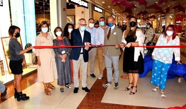 A Sassari e all’aeroporto di Alghero-Fertilia Riviera del Corallo la terza tappa di “RigenerArte”, la prima mostra diffusa di Cracking Art in Sardegna