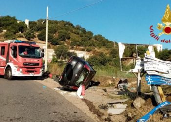 Incidente stradale mortale nella circonvallazione di  Lanusei, la vittima è una ragazza di Ilbono