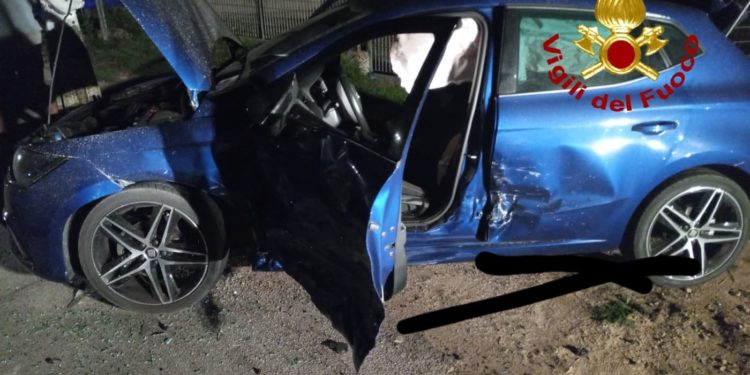 Arzachena: incidente stradale nell’incrocio per Baia Sardinia, una persona ferita