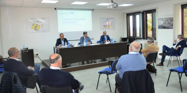 Porto Torres: il Consorzio Industriale di Sassari e l’Autorità di Sistema Portuale del Mare di Sardegna insieme per il futuro del porto industriale