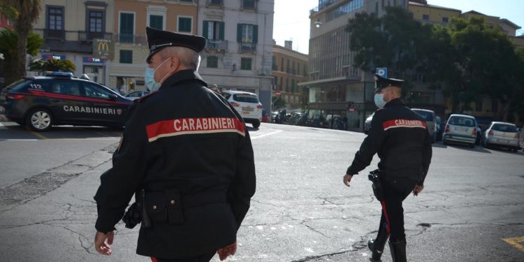 I carabinieri di Cagliari hanno denunciato due cittadini Rom di 20 e 18 anni residenti a Carbonia, per furto aggravato in concorso