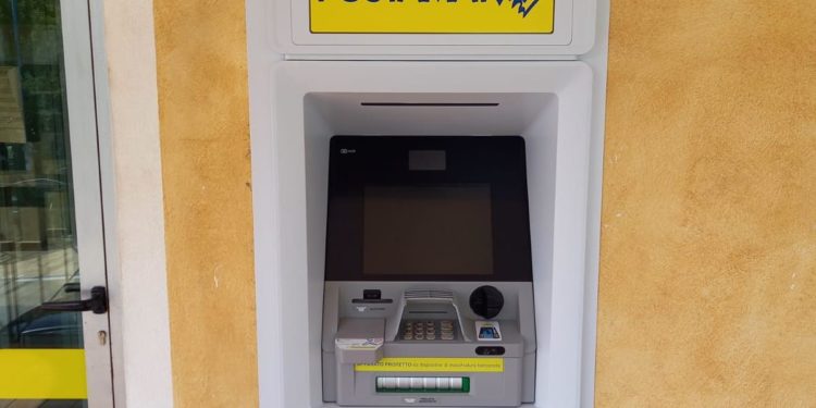 Cala Gonone: operativo il nuovo Atm Postamat