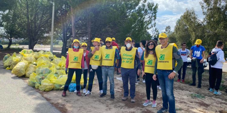 Tortolì: successo per “Puliamo il mondo” alla Capannina