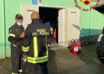 Lanusei, cortocircuito di una cabina elettrica nell’spedale Nostra Signora della Mercede: intervengono i vigili del fuoco