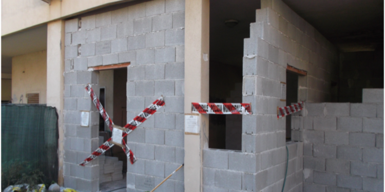 Cagliari: sequestrato un immobile abusivo in via Utzeri