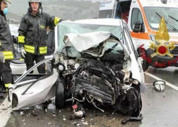 Incidente mortale sulla nuova statale 125 Var
